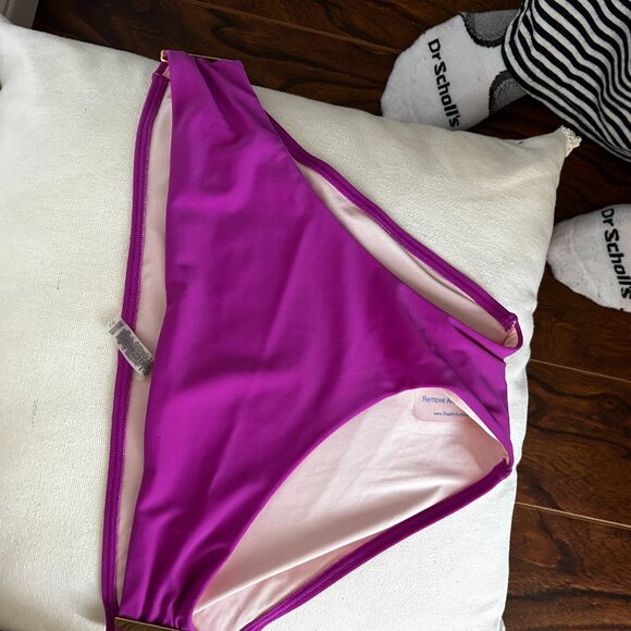 Victoria Secret Fuschia Tankini, new, never worn, size large top and bottom - Picture 6 of 8